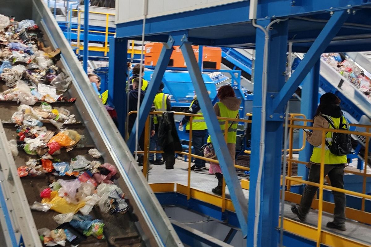 Экологическая автобусная экскурсия с посещением ЭкоТехноПарка группы компаний Эковоз