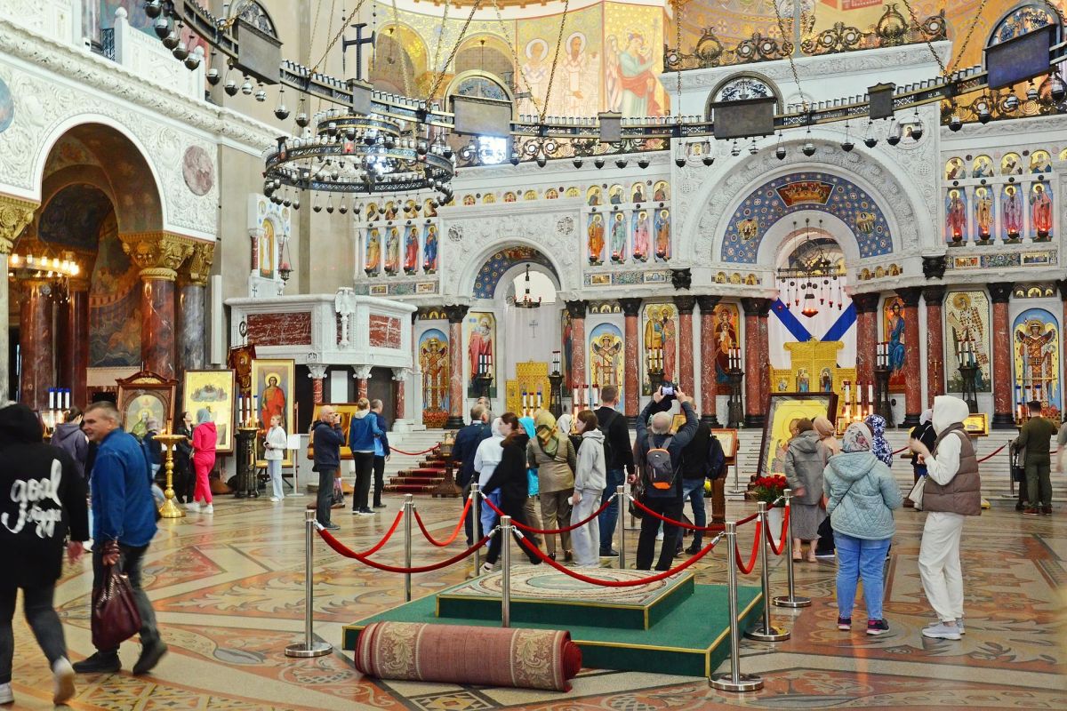 Тур «Многоликий Петербург», 4 дня (май-октябрь)