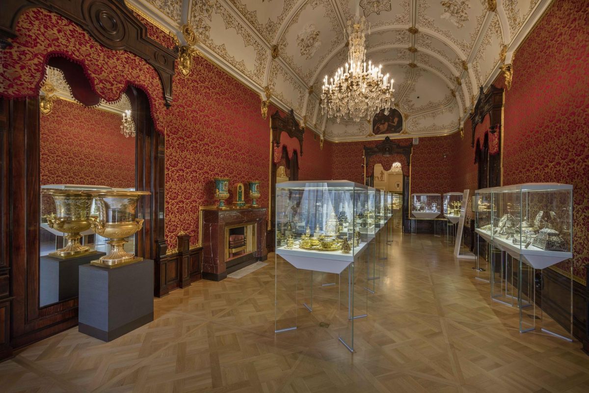 Тур «Незабываемые дни на берегах Невы», 7дней (май-октябрь)