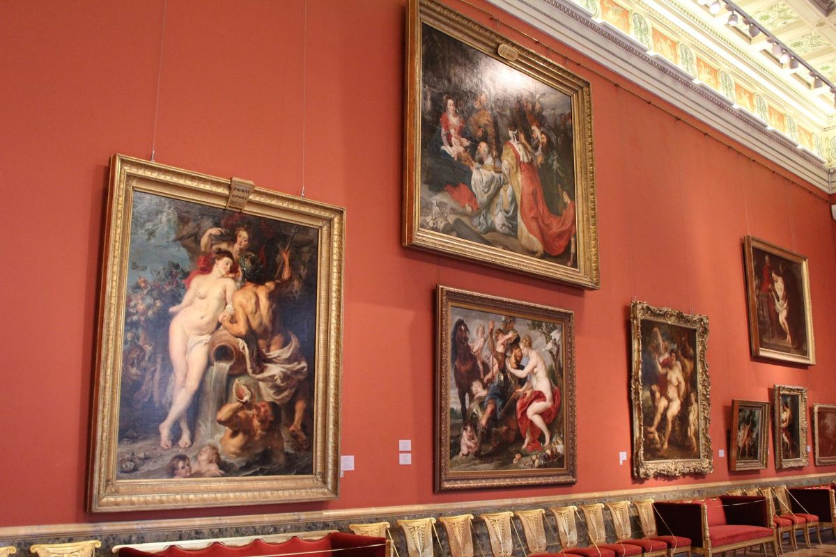 Тур «Классический Петербург и Вся Карелия»