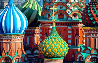 Москва знакомая и незнакомая ПЛЮС