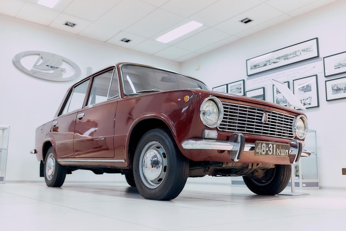 Экскурсия по Тольятти с посещением музея АВТОВАЗа