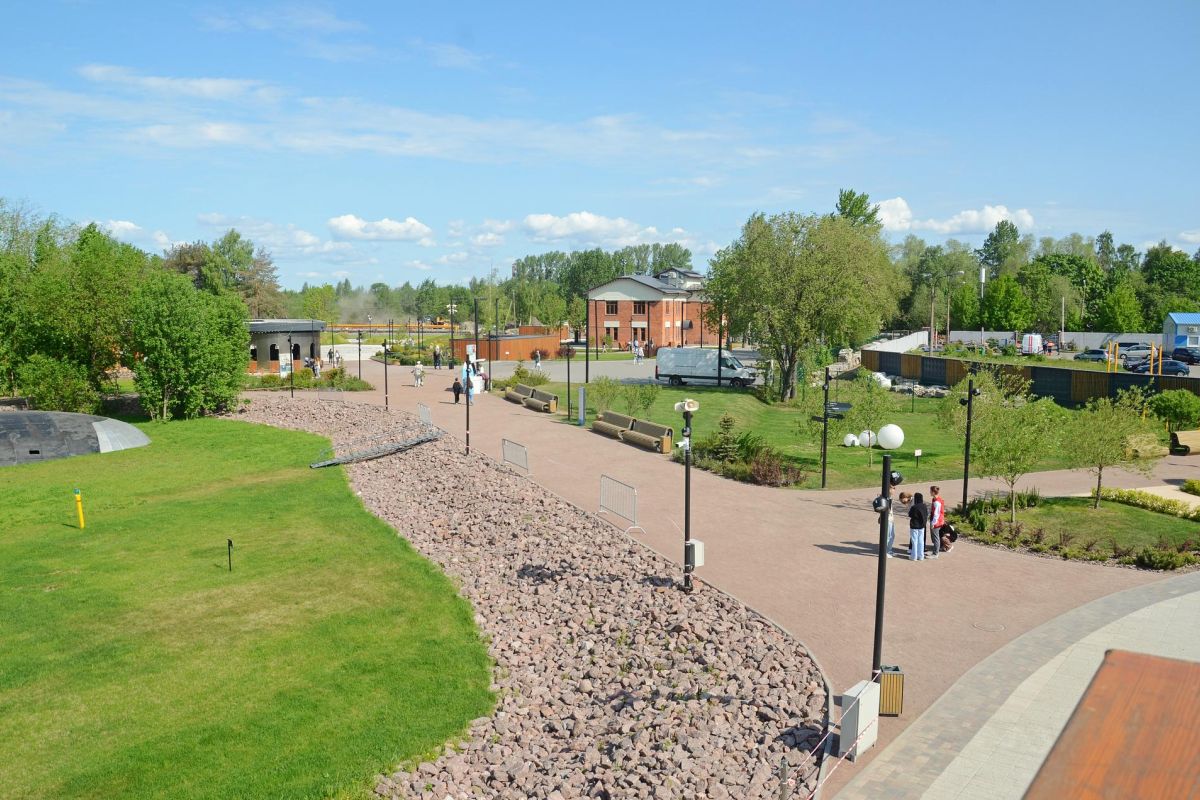 Тур «Многоликий Петербург», 4 дня (май-октябрь)