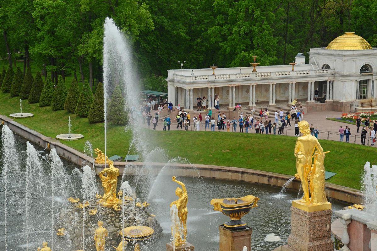 Тур «Незабываемые дни на берегах Невы», 7дней (май-октябрь)