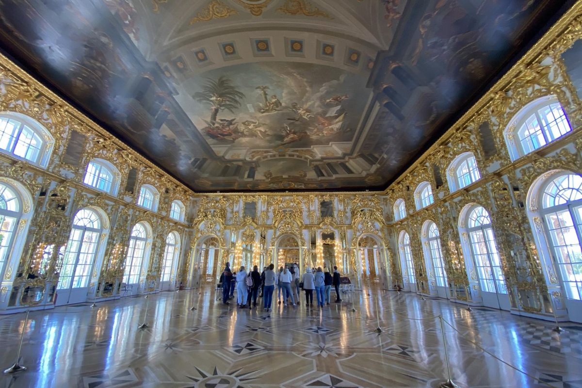 Тур «Незабываемые дни на берегах Невы», 7дней (май-октябрь)